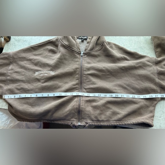 Pretty Little Thing Embroidered Crop Sweatshirt Hoodie - Picture 4 of 7